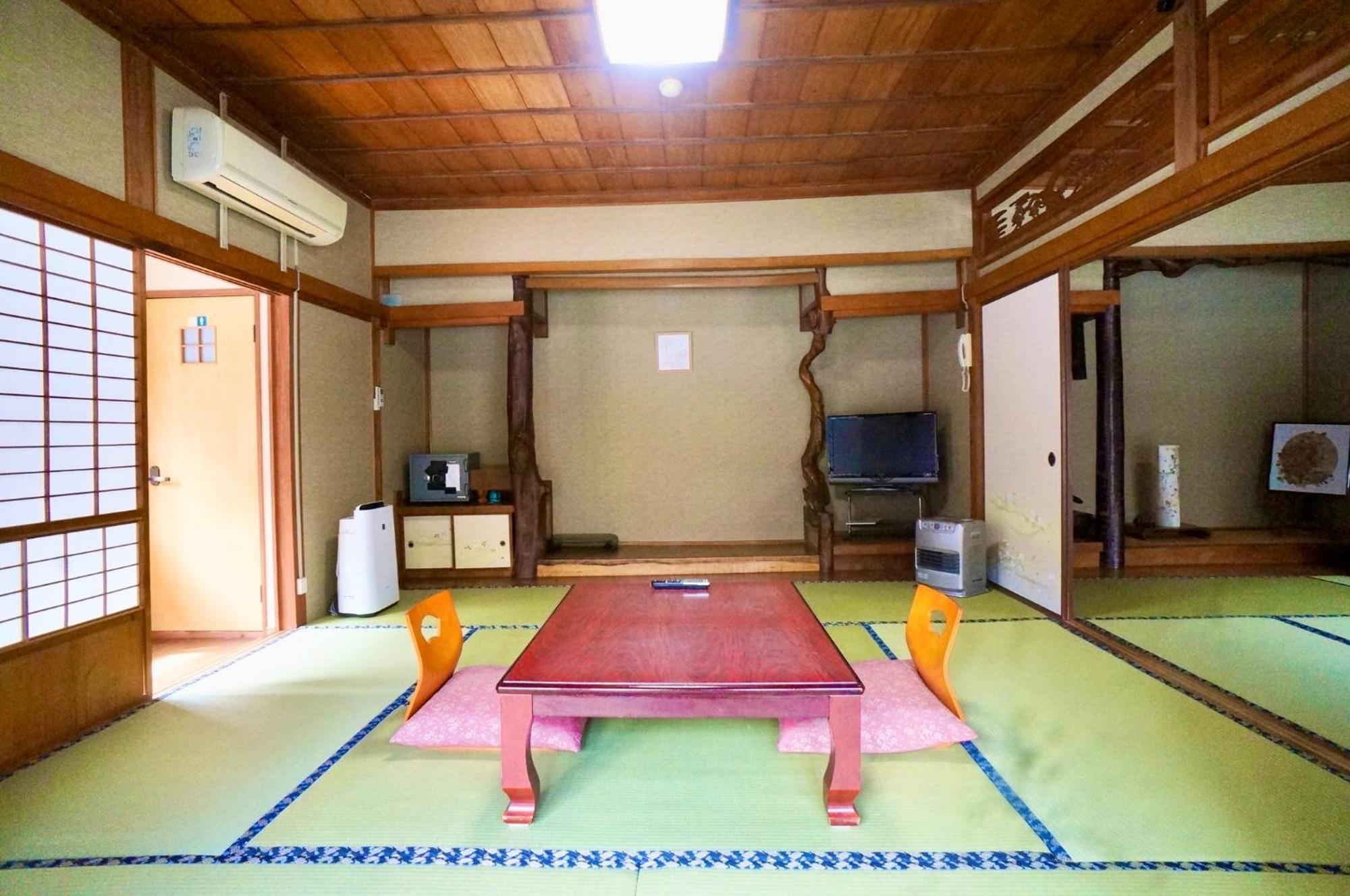 Takaosou Hotel Yufu Exterior photo