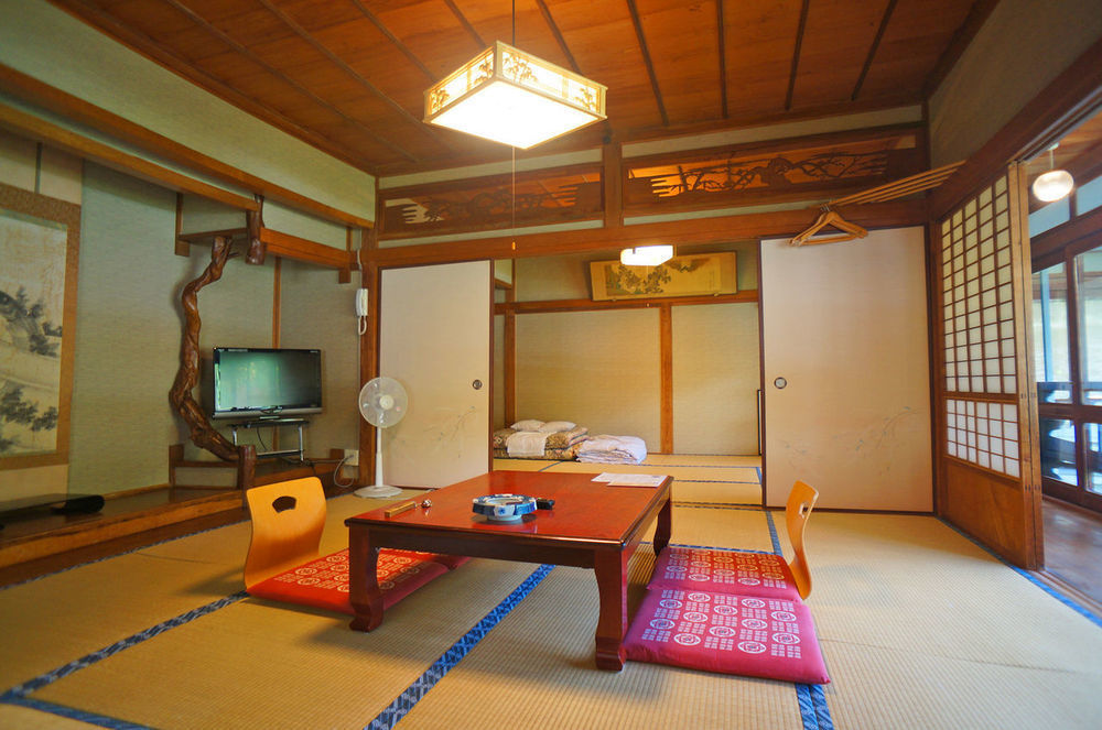 Takaosou Hotel Yufu Exterior photo